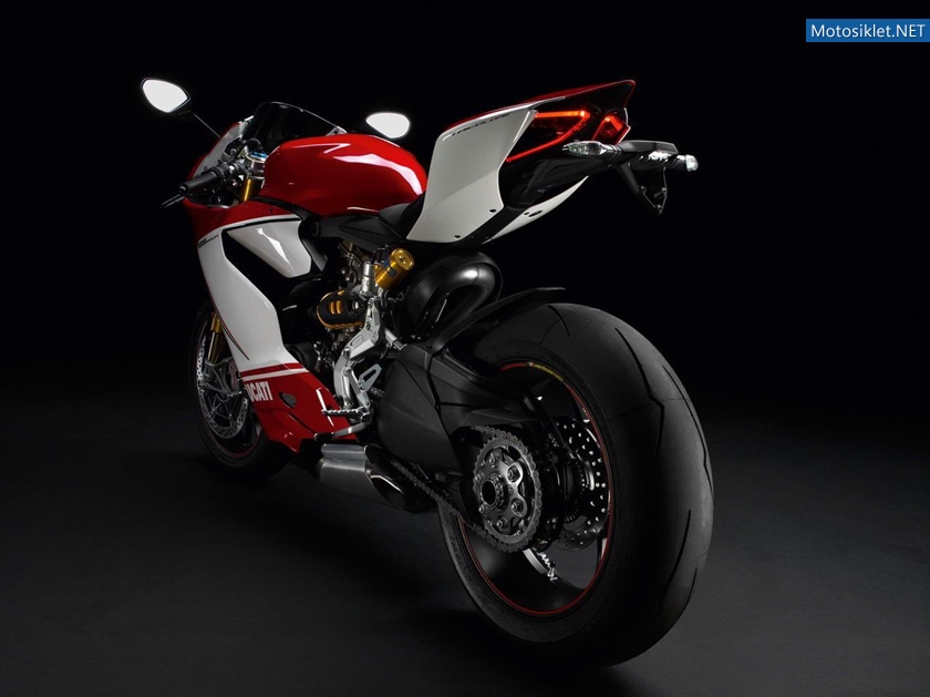 Ducati-1199-Panigale-S-2012-modeL-024