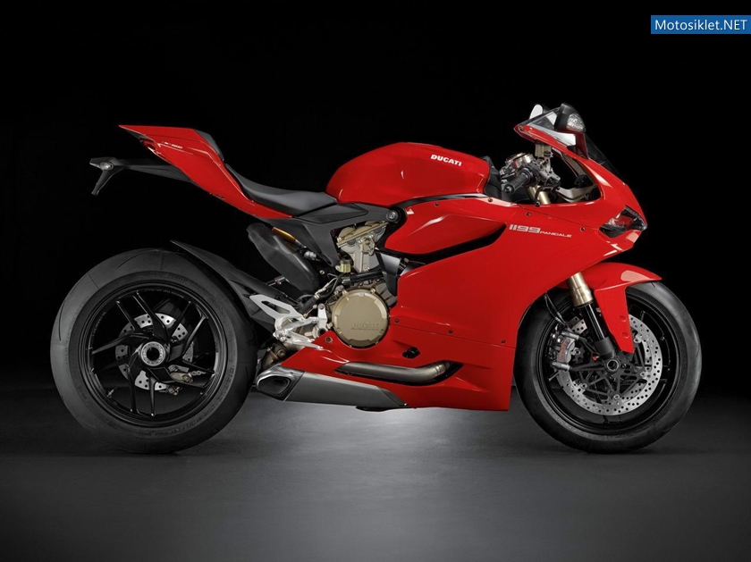 Ducati-1199-Panigale-S-2012-modeL-025