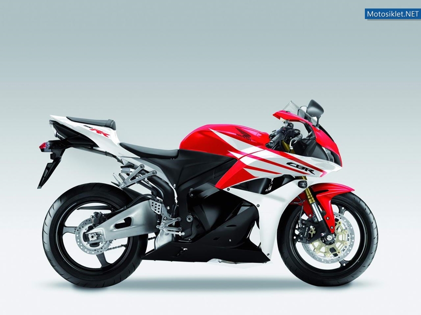 Honda-CBR600RR-2012-model-008