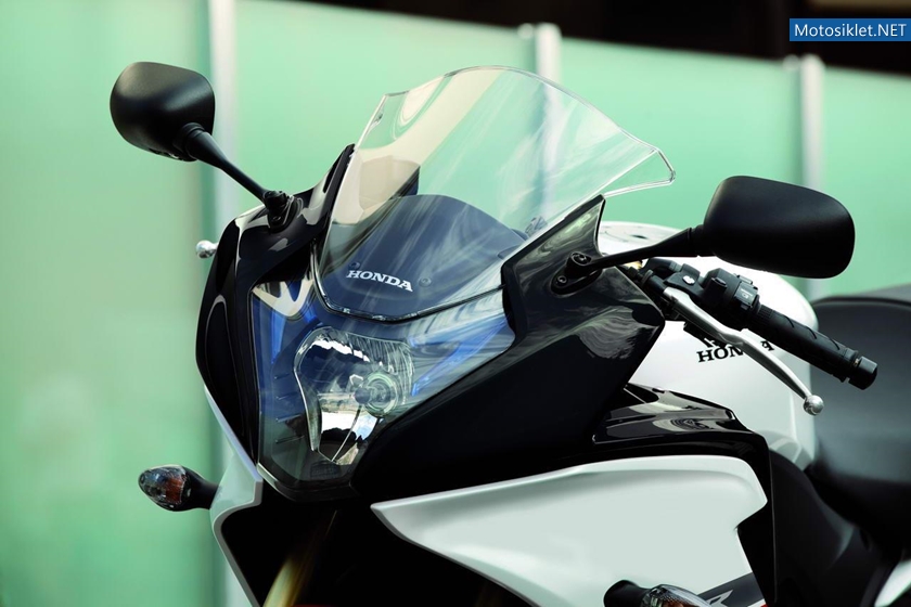 Honda-CBR600F-2012model-006