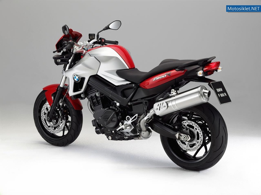 BMW-F800R-2012-model-009