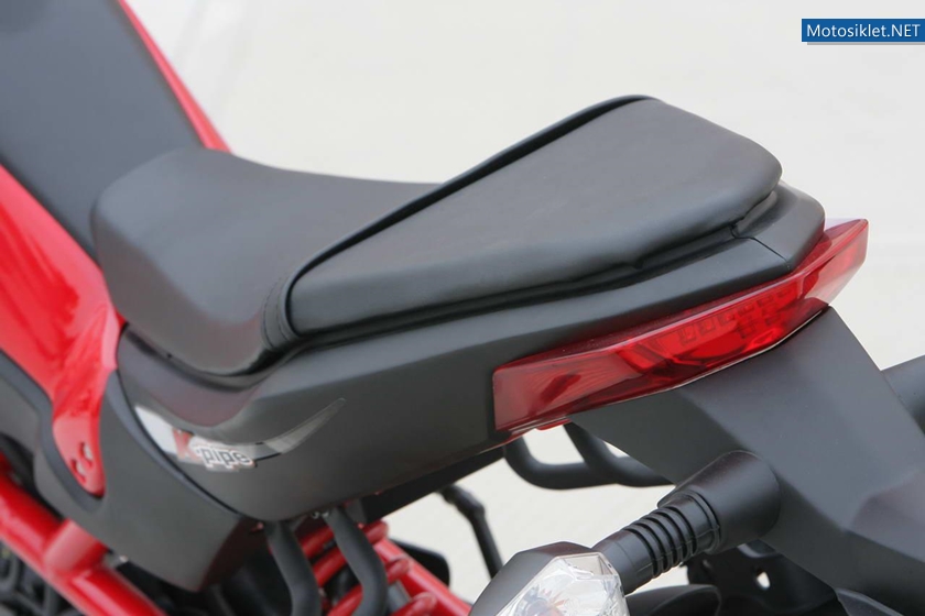 Kymco-K-Pipe-125-2012-model-017