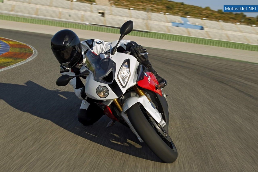 2012-BMW-S-1000RR-017