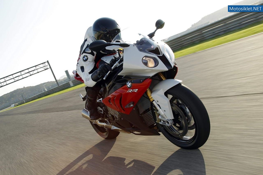 2012-BMW-S-1000RR-024