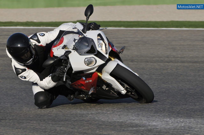 2012-BMW-S-1000RR-039