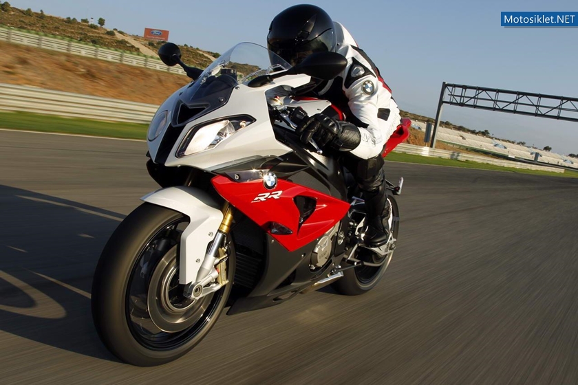 2012-BMW-S-1000RR-045