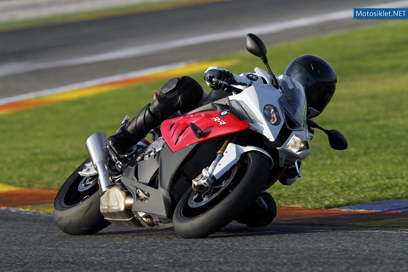 2012-BMW-S-1000RR-053