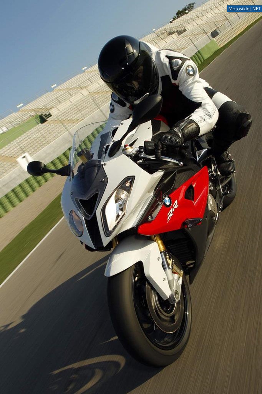 2012-BMW-S-1000RR-069