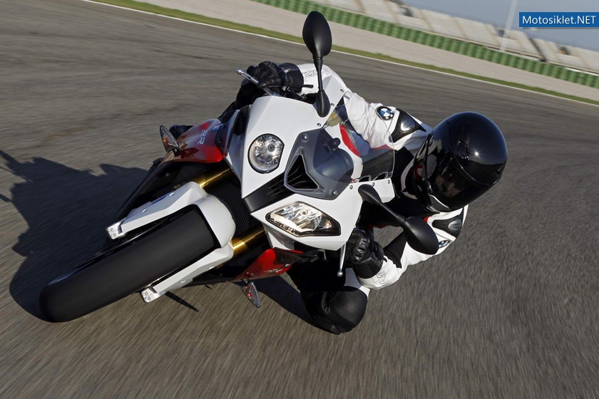 2012-BMW-S-1000RR-085