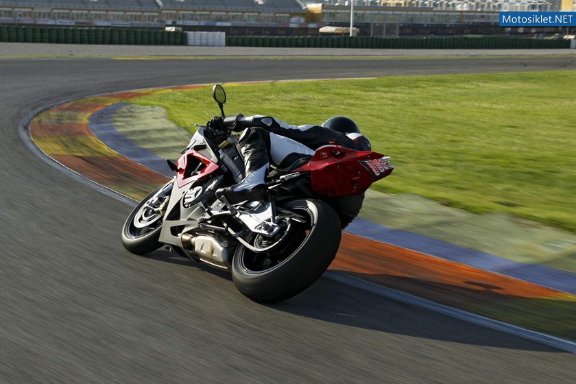 2012-BMW-S-1000RR-100