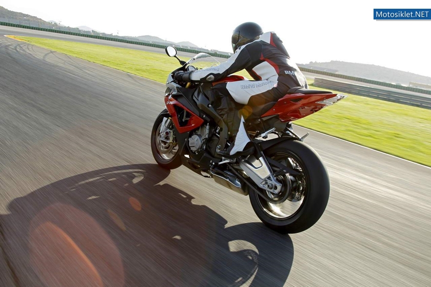 2012-BMW-S-1000RR-113