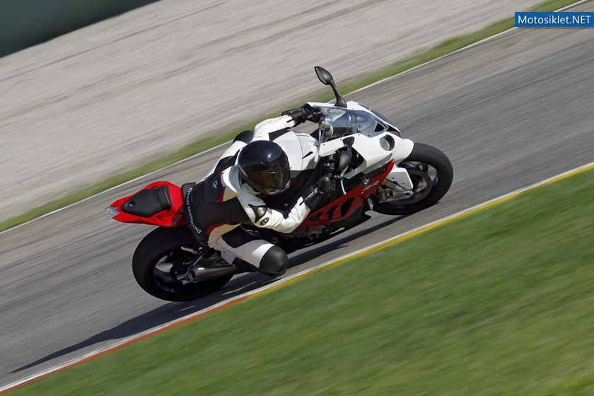 2012-BMW-S-1000RR-116