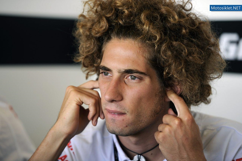 Marco-Simoncelli-20-Ocak1987-23-Ekim2011-005