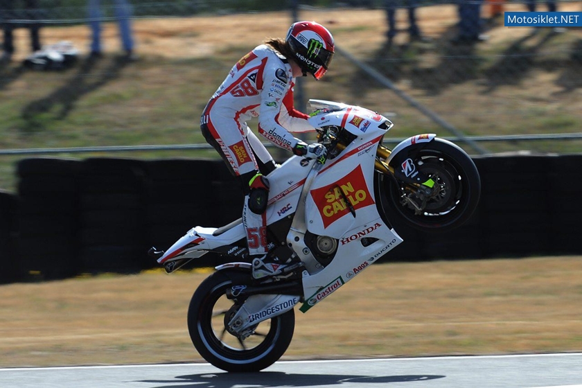 Marco-Simoncelli-20-Ocak1987-23-Ekim2011-019