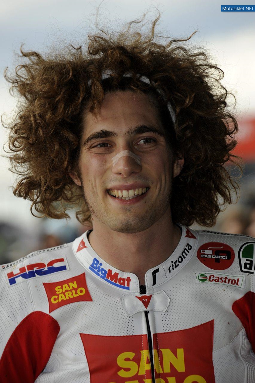 Marco-Simoncelli-20-Ocak1987-23-Ekim2011-041