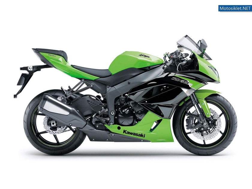 Kawasaki-Ninja-ZX-10RNinjaZX-6R-2012-020