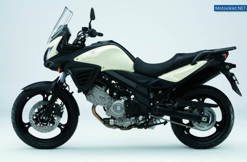 2012-Suzuki-V-Strom-650-ABS-023