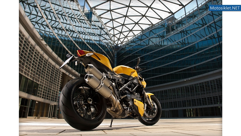 Ducati-Streetfighetr-848-2012-003