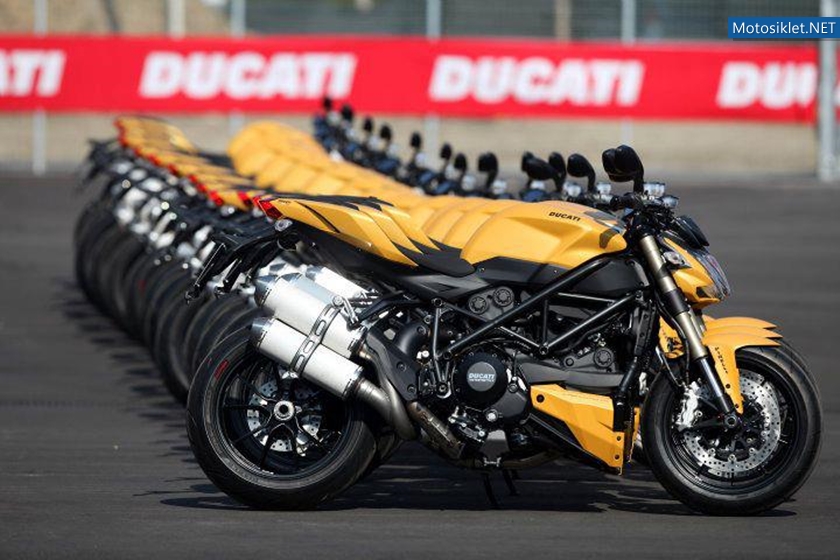 Ducati-Streetfighetr-848-2012-007