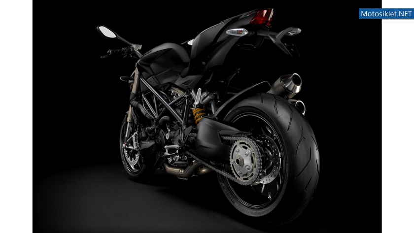 Ducati-Streetfighetr-848-2012-016