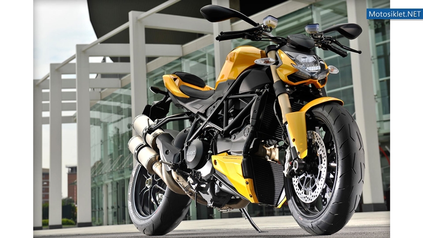 Ducati-Streetfighetr-848-2012-018