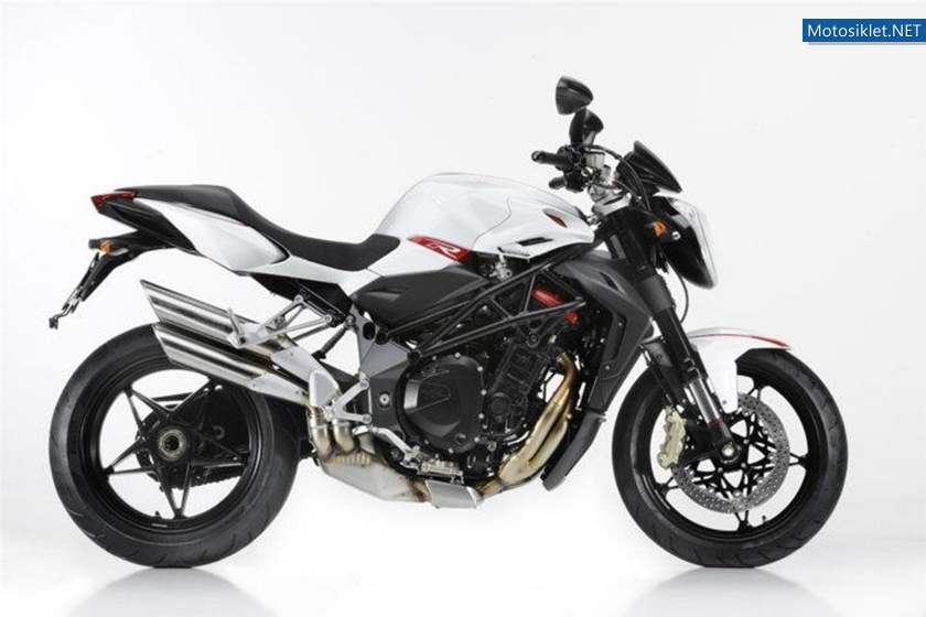 MV-Agusta-Brutale-R-1090-017