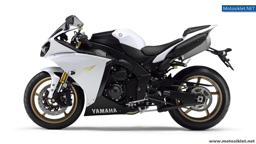 2012-Yamaha-YZF-R1-010