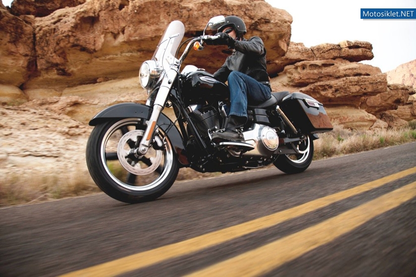 Harley-Davidson-V-RodDyna-Switchback-2012-008