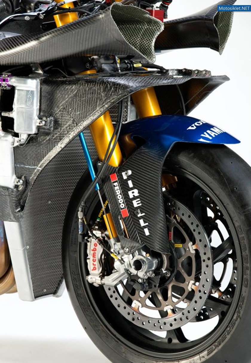 Yamaha-World-Superbike-Takimi-012