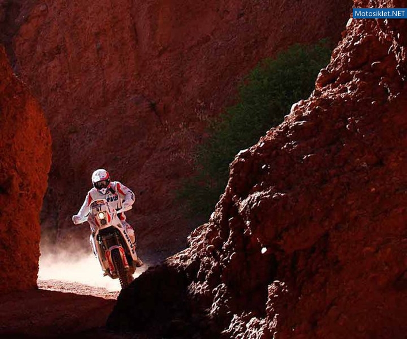 DAKAR-2011-Zorlu-Macera-035