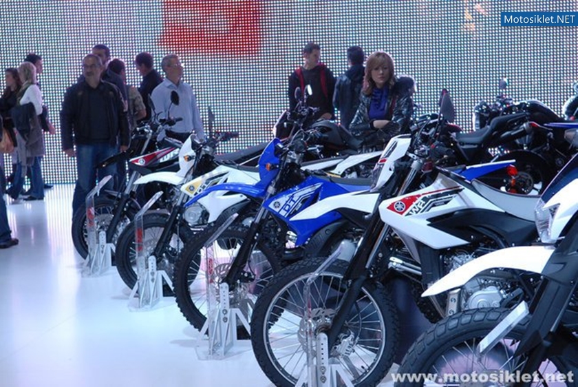 Yamaha-Standi-Eicma-2010-022