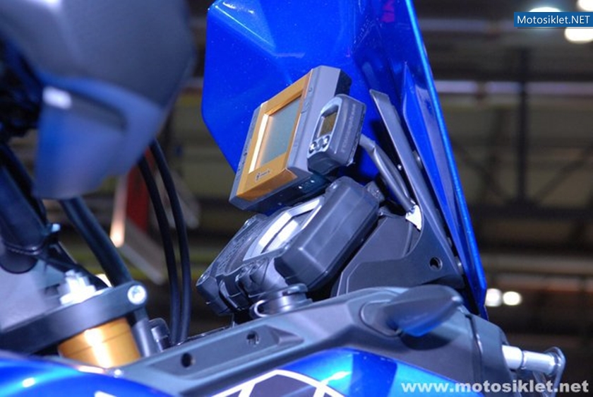 Yamaha-Standi-Eicma-2010-028