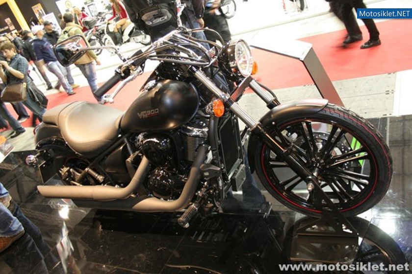 Kawasaki-Standi-Eicma-2010-006