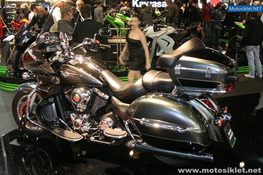 Kawasaki-Standi-Eicma-2010-021