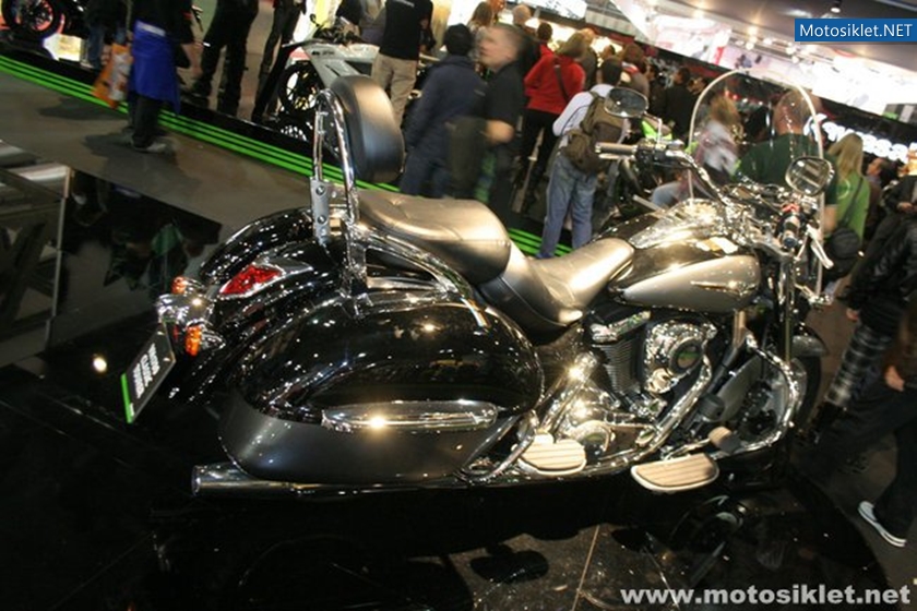 Kawasaki-Standi-Eicma-2010-022