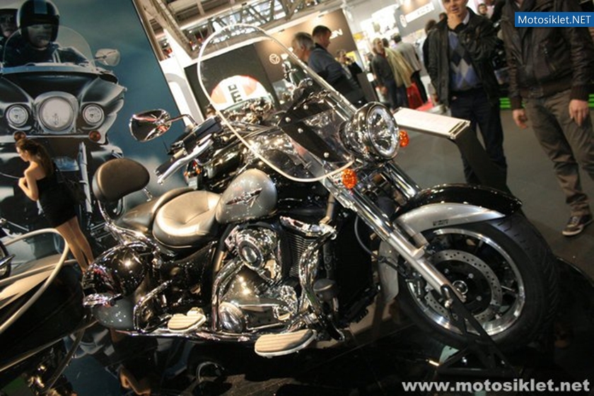 Kawasaki-Standi-Eicma-2010-027