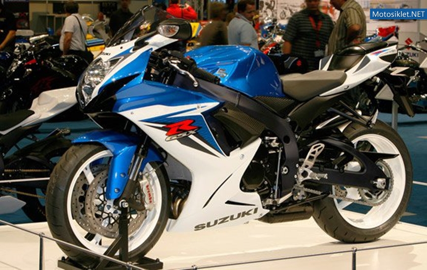 2010-INTERMOT-Motosiklet-Fuari-004