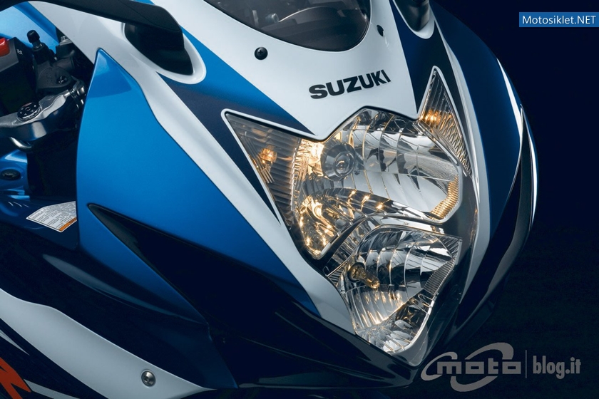 Suzuki-GSX-R600Suzuki-GSX-R-750-2011-002