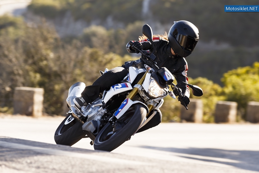 bmw-g310r-breaks-cover-looks-perfect-video-photo-gallery_53