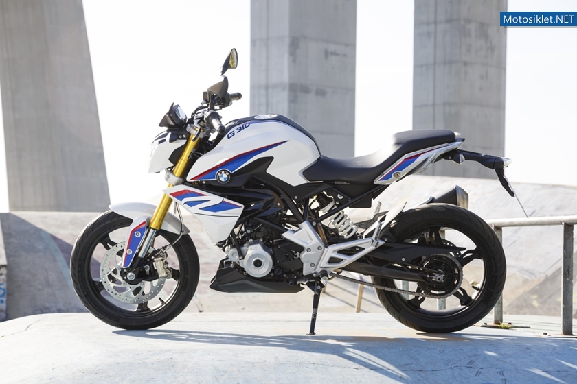 bmw-g310r-breaks-cover-looks-perfect-video-photo-gallery_91