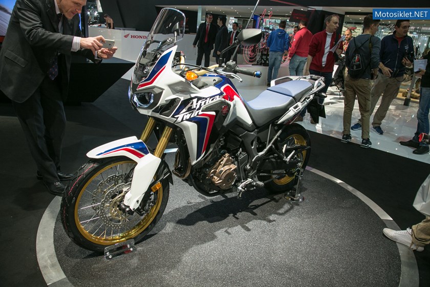 milan-motosiklet-fuari-2015-honda_59