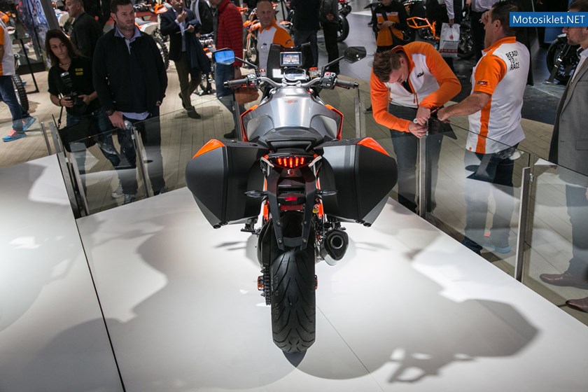 ktm-milan-motosiklet-fuari-2015_22