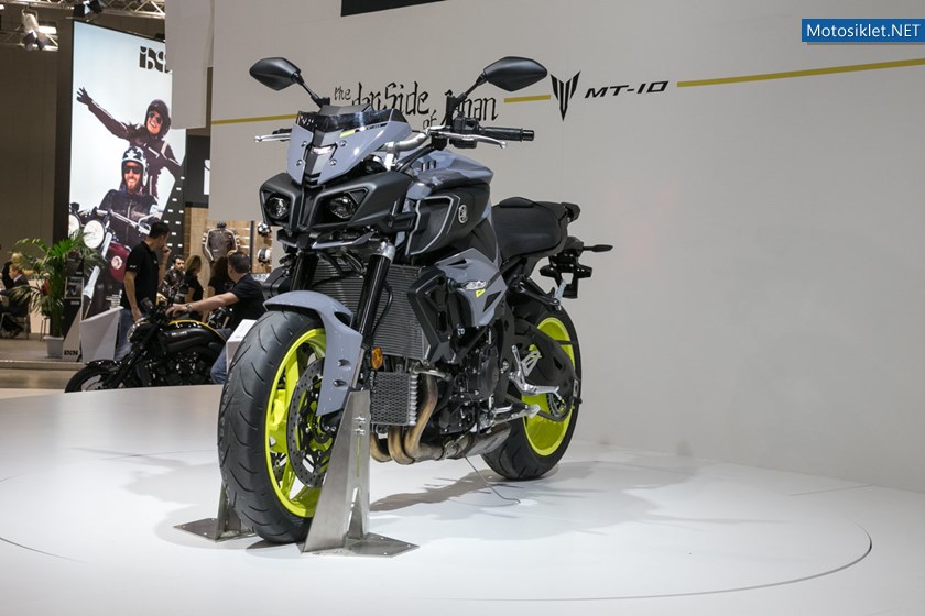 milan-motosiklet-fuari-2015-yamaha_31