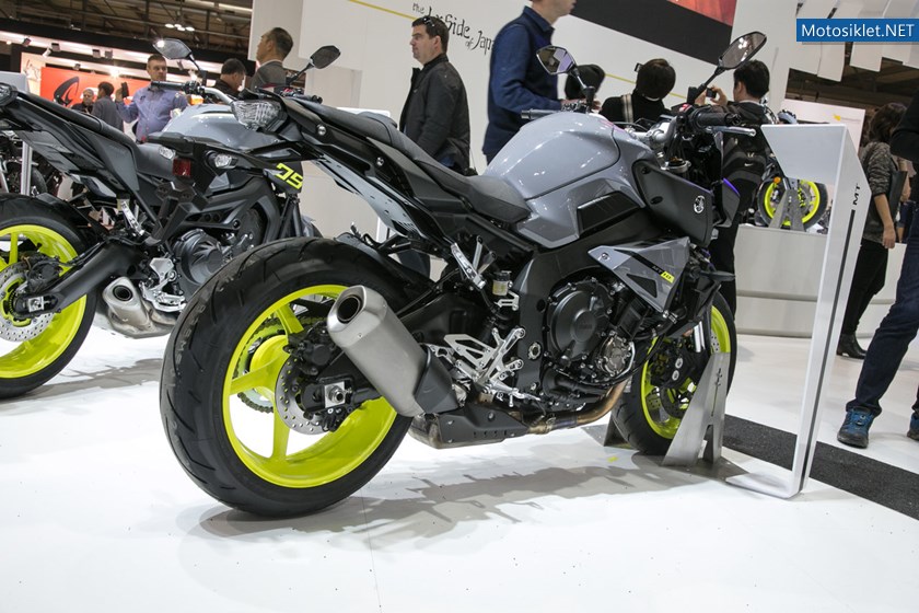 milan-motosiklet-fuari-2015-yamaha_35