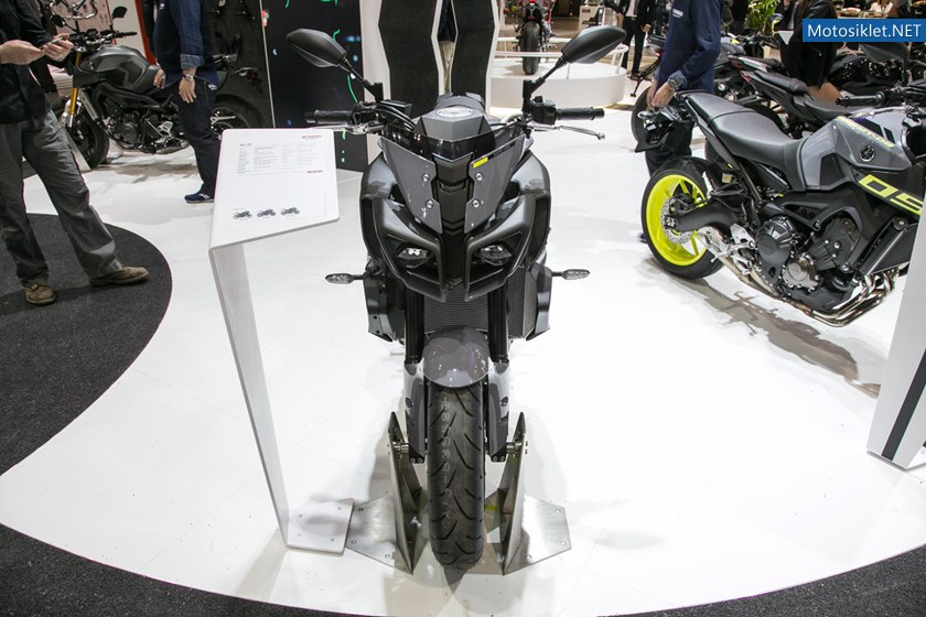 milan-motosiklet-fuari-2015-yamaha_37